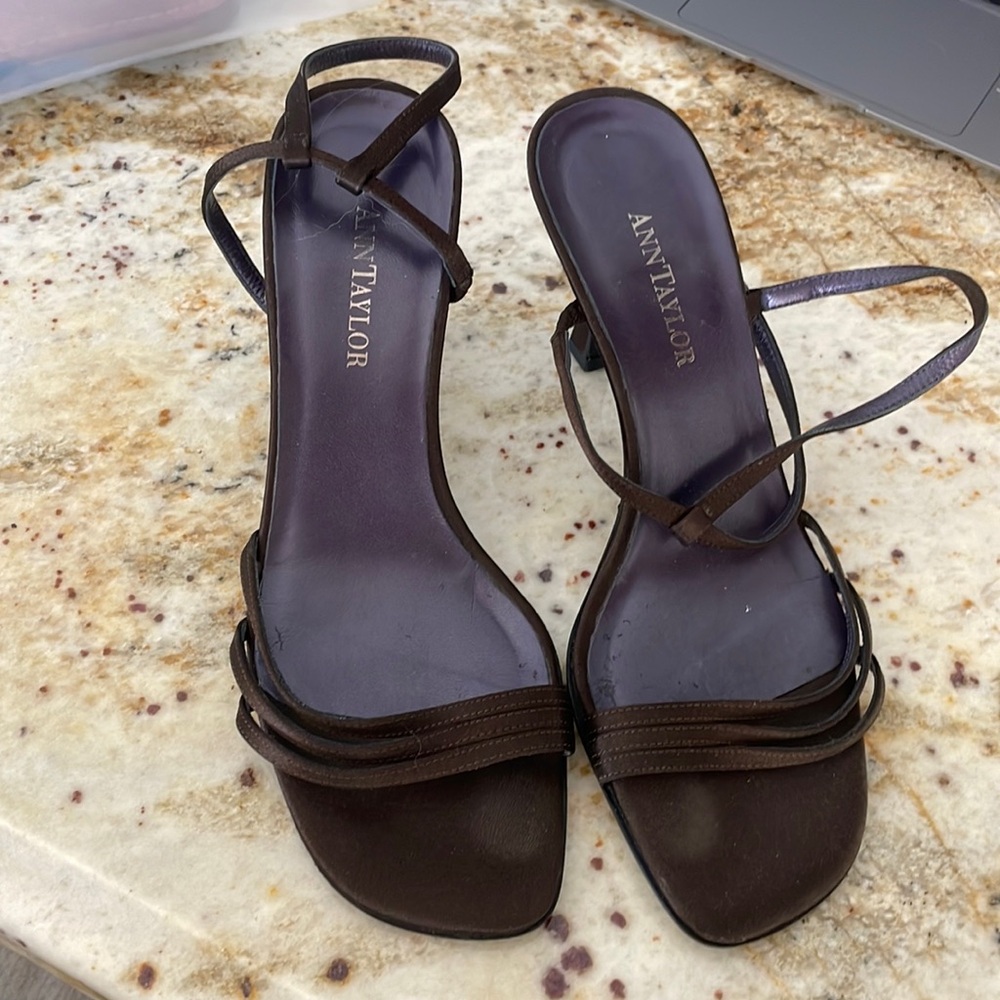Ann Taylor Brown Heels
